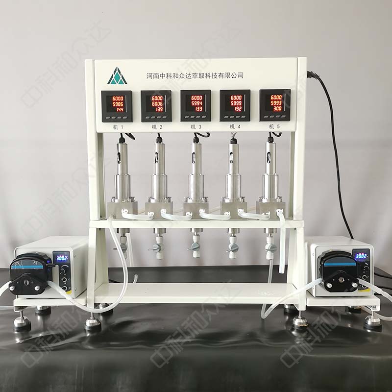 實(shí)驗(yàn)型離心萃取機(jī).jpg 實(shí)驗(yàn)型離心萃取機(jī)